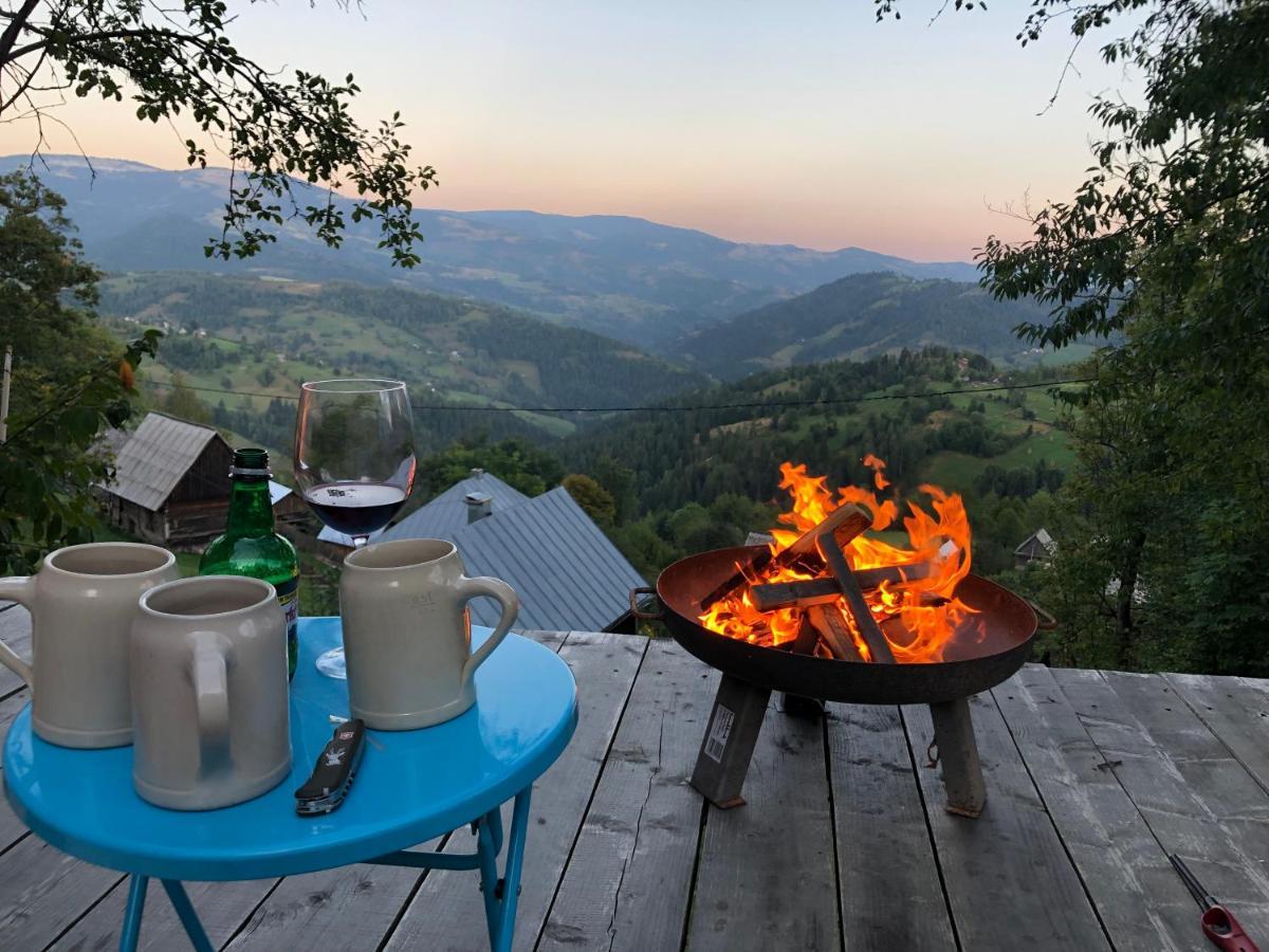 Villa La noi la Munte Matisesti Esterno foto